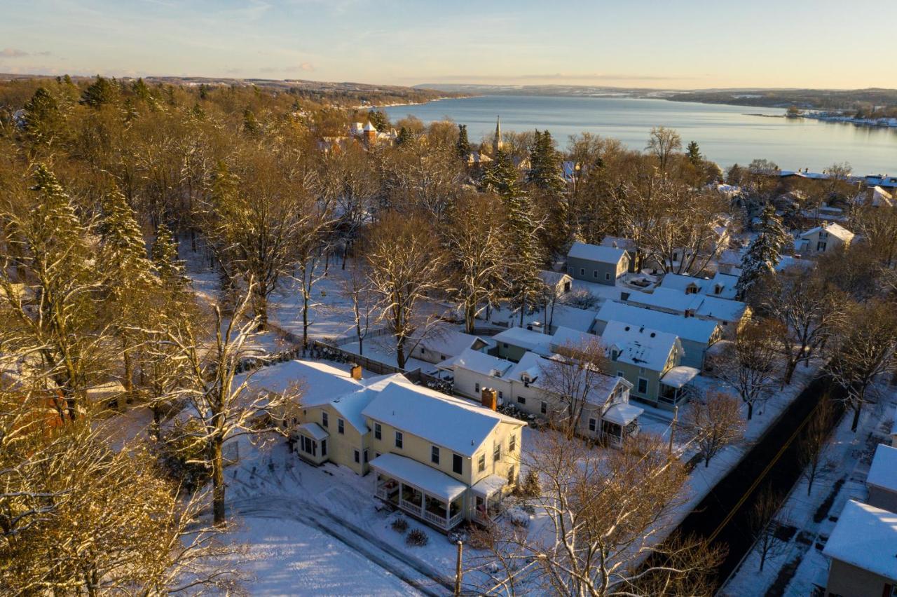 34 State "Historic Luxury Suites" Сканителс Экстерьер фото